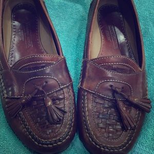 Johnston and Murphy leather men’s size 12 shoes